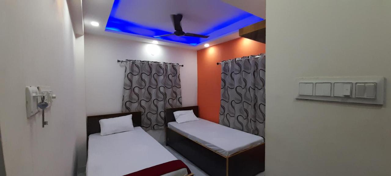 Garden Guest House Near Rene Tower Ruby General Hospital Kolkata Ngoại thất bức ảnh