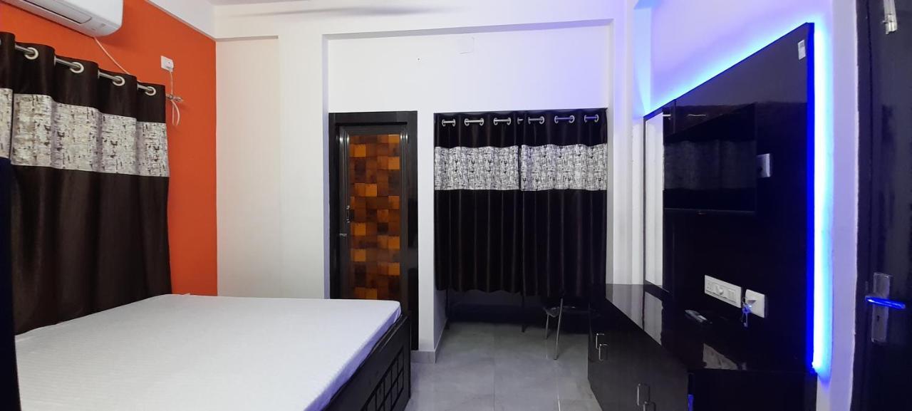 Garden Guest House Near Rene Tower Ruby General Hospital Kolkata Ngoại thất bức ảnh