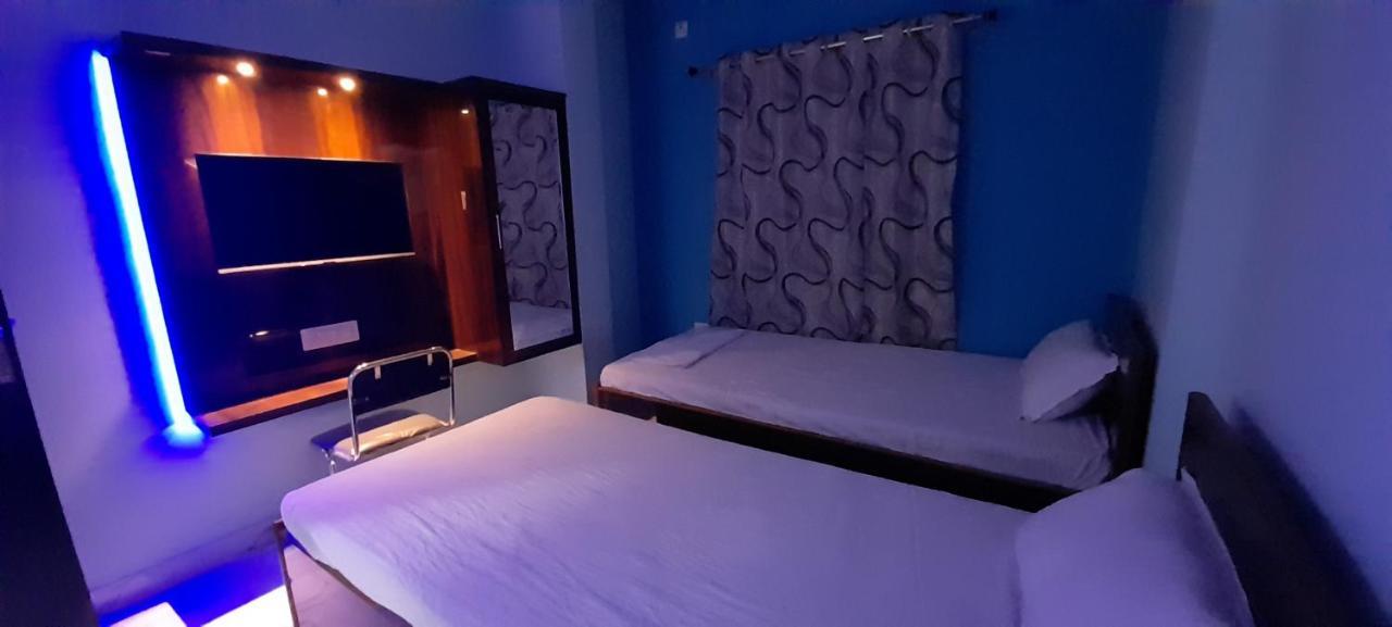 Garden Guest House Near Rene Tower Ruby General Hospital Kolkata Ngoại thất bức ảnh