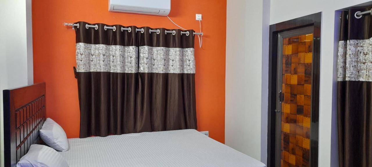 Garden Guest House Near Rene Tower Ruby General Hospital Kolkata Ngoại thất bức ảnh