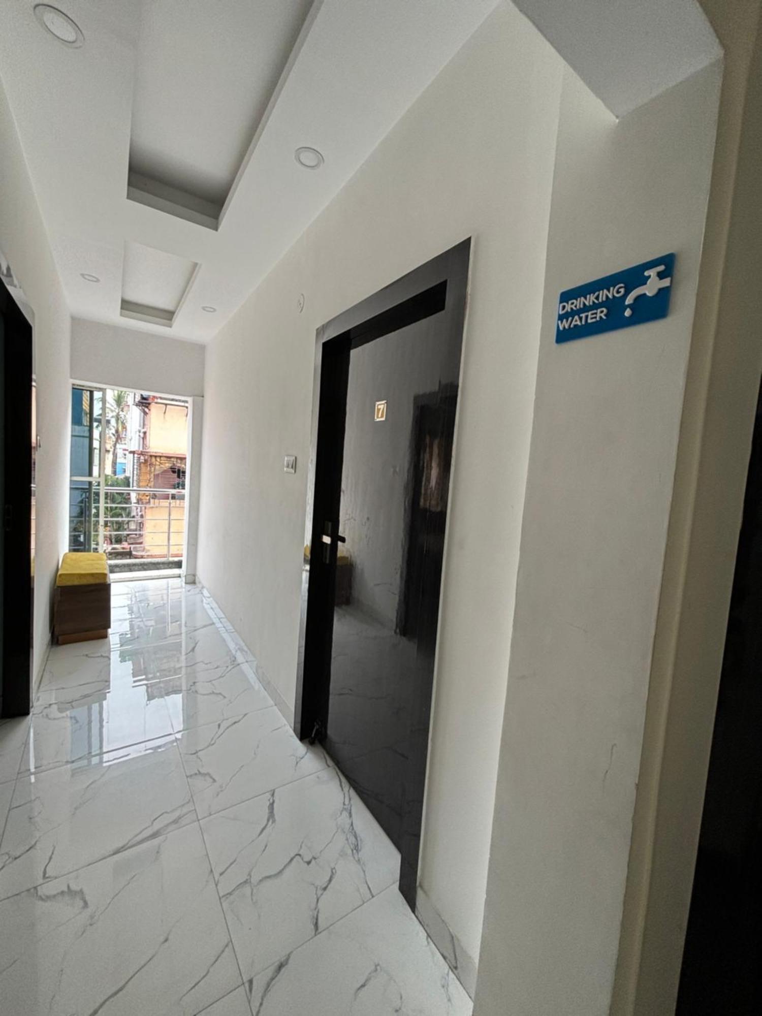 Garden Guest House Near Rene Tower Ruby General Hospital Kolkata Ngoại thất bức ảnh