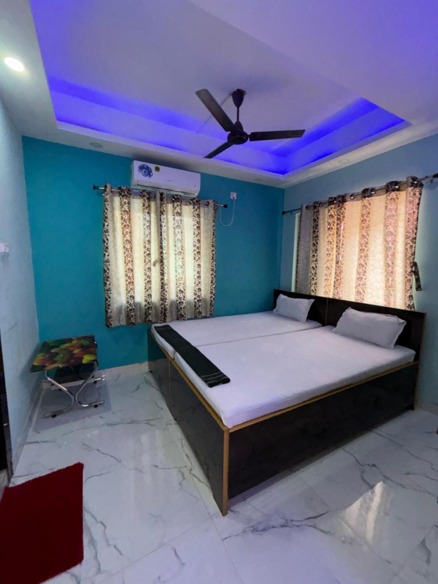 Garden Guest House Near Rene Tower Ruby General Hospital Kolkata Ngoại thất bức ảnh