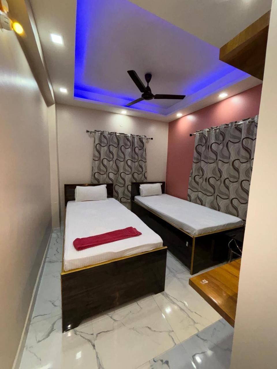 Garden Guest House Near Rene Tower Ruby General Hospital Kolkata Ngoại thất bức ảnh