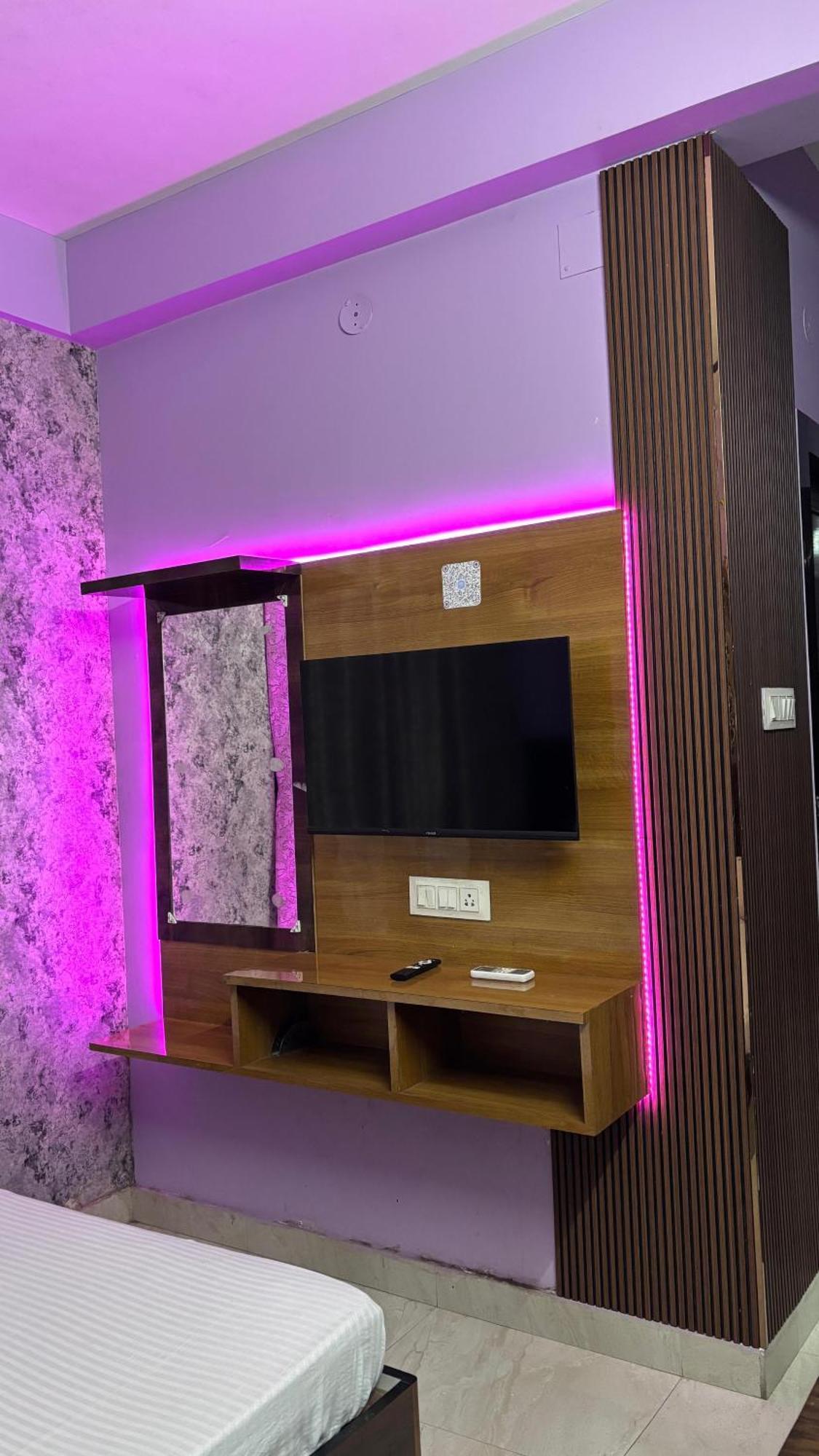 Garden Guest House Near Rene Tower Ruby General Hospital Kolkata Ngoại thất bức ảnh
