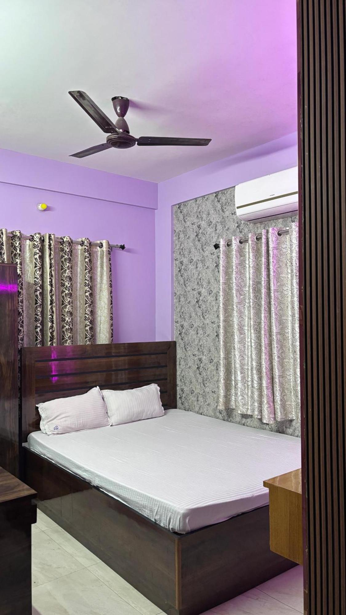 Garden Guest House Near Rene Tower Ruby General Hospital Kolkata Ngoại thất bức ảnh