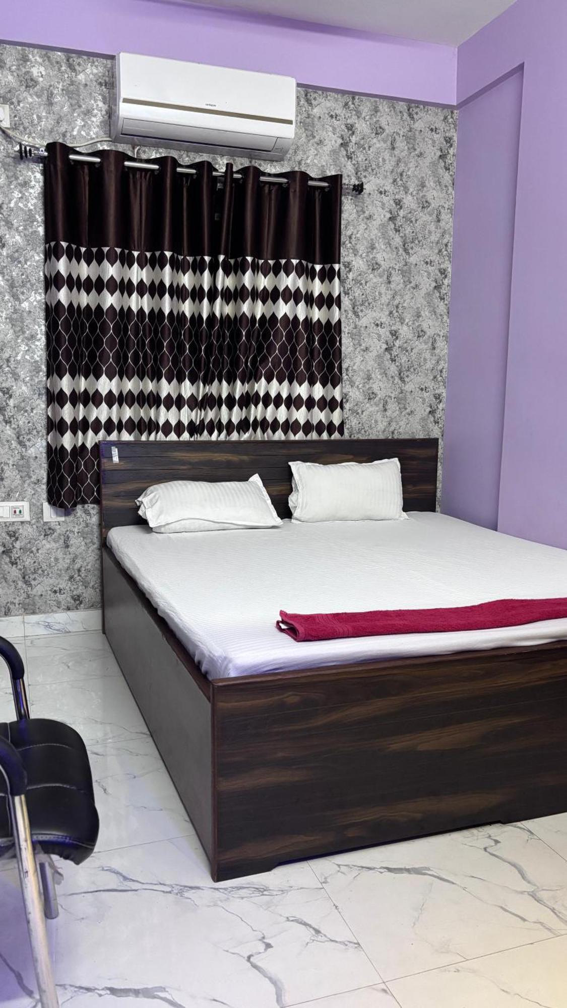 Garden Guest House Near Rene Tower Ruby General Hospital Kolkata Ngoại thất bức ảnh